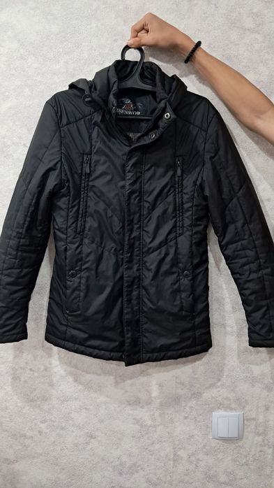 Куртка в отличном состоянии