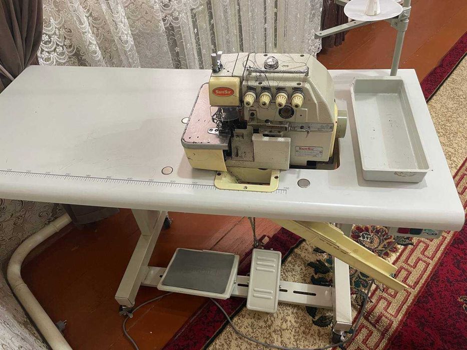 Tikuv mashinasi averlok va toĝri chok