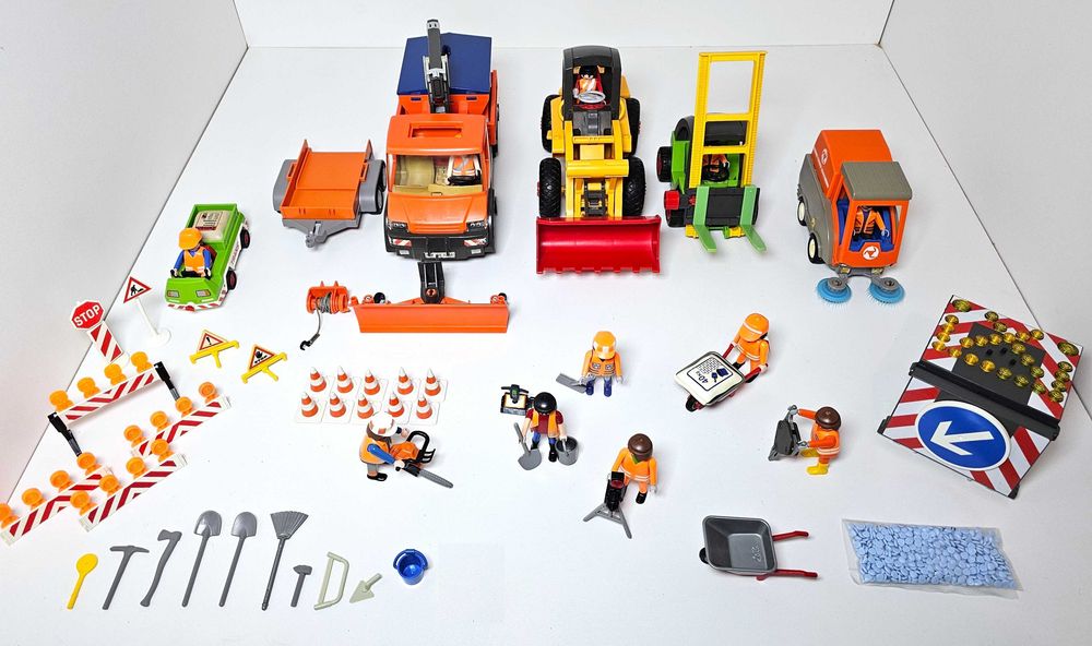 Playmobil- Различни комплекти- Строителна площадка с машини, ферма