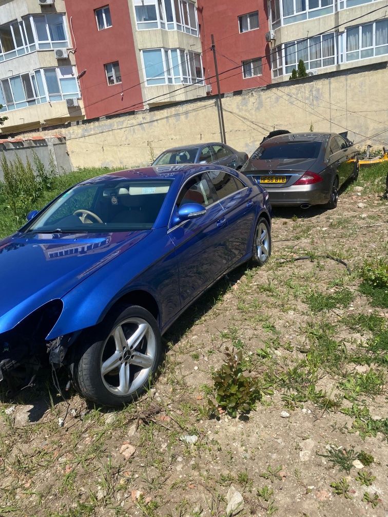 Dezmembrari mercedes cls w219
