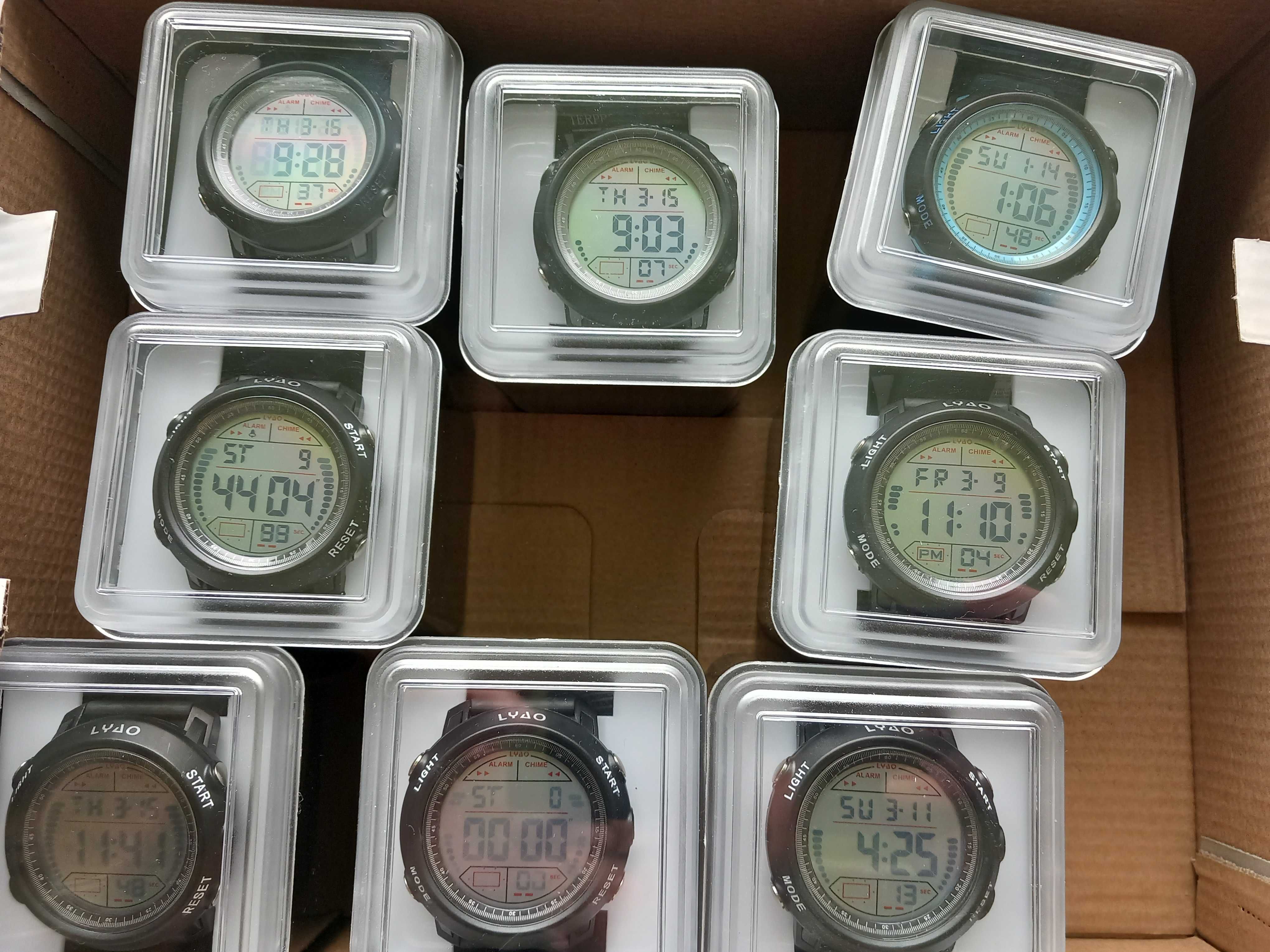 Водоустойчив мъжки спортен часовник LED кварц с големи цифри