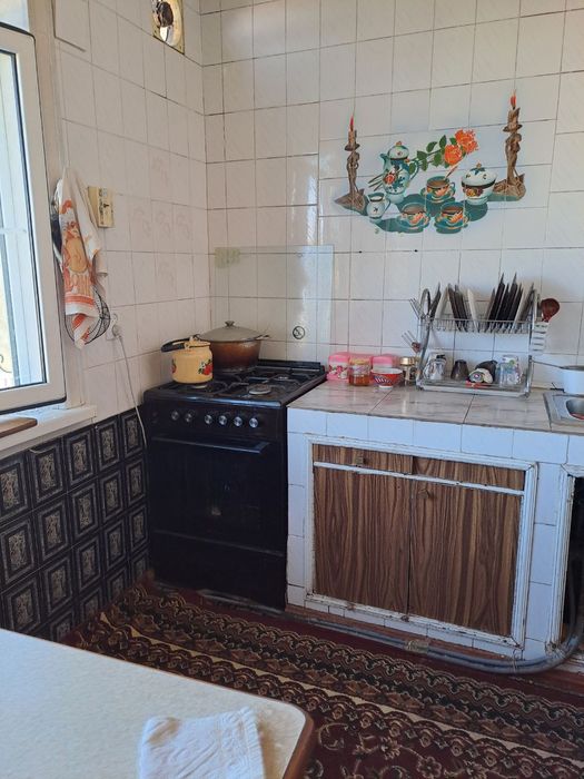 Yunsobod 19 kv yol yuzi 5/4/5/110 kv joyi yaxshi srochniy variyant