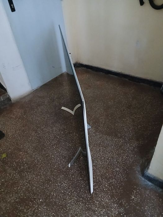 Vând televizor LG display spart