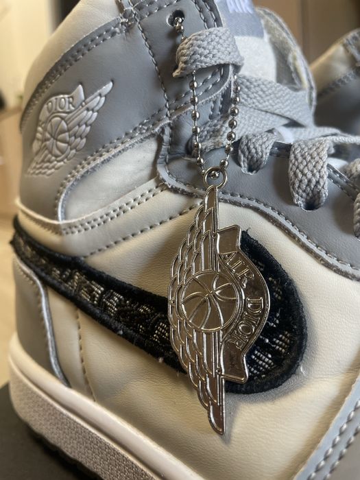 DIOR X Air Jordan 1 High