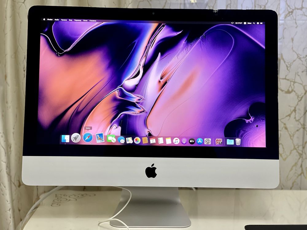 Apple iMac 2015г / SSD:256GB/ 2.7 Ghz Core i5