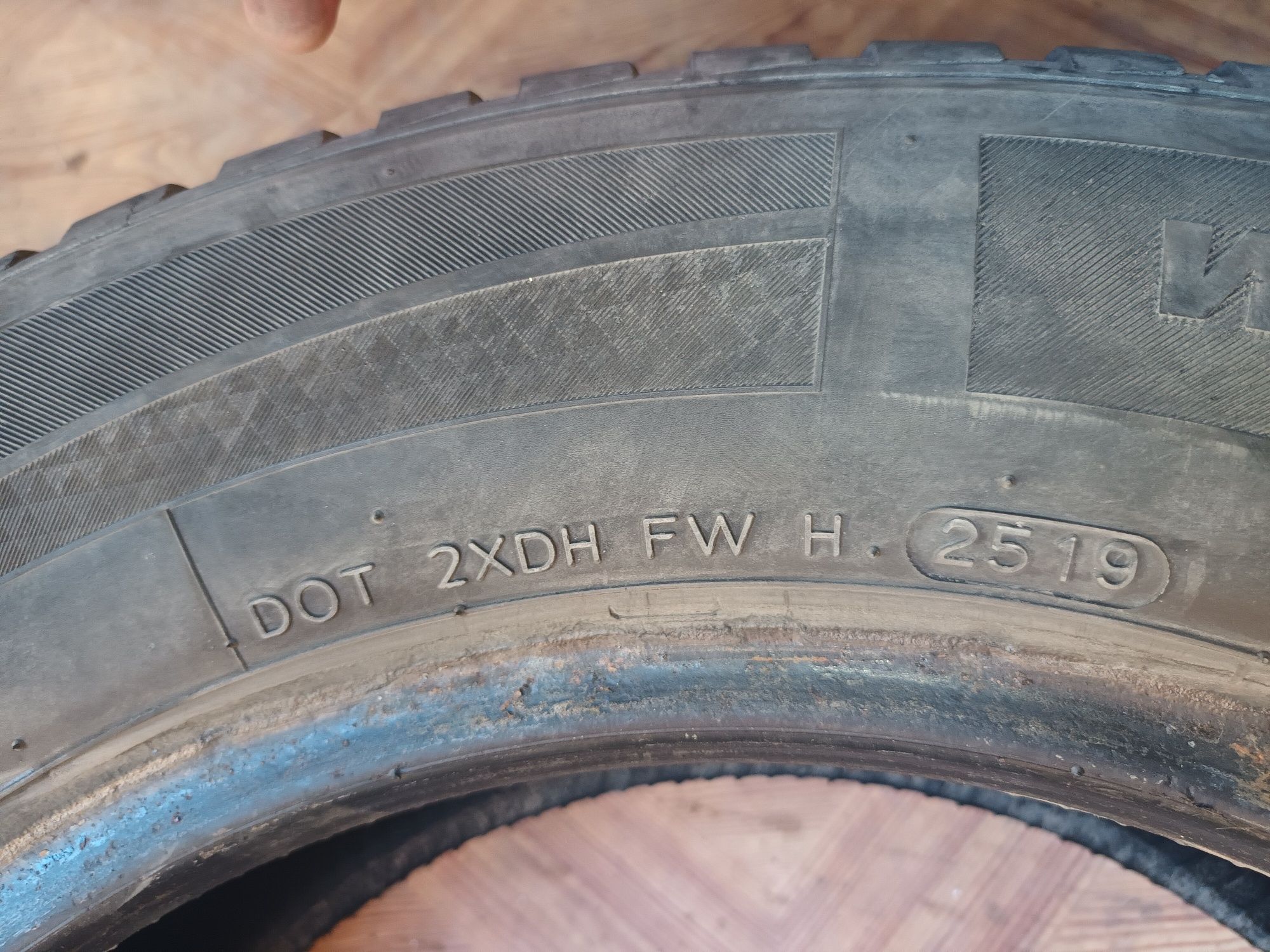 Продавам  4бр.Зимни гуми 195/65 /15 2х2