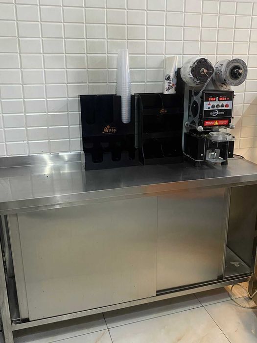 Срочно продается разделочный стол для общепита!!!