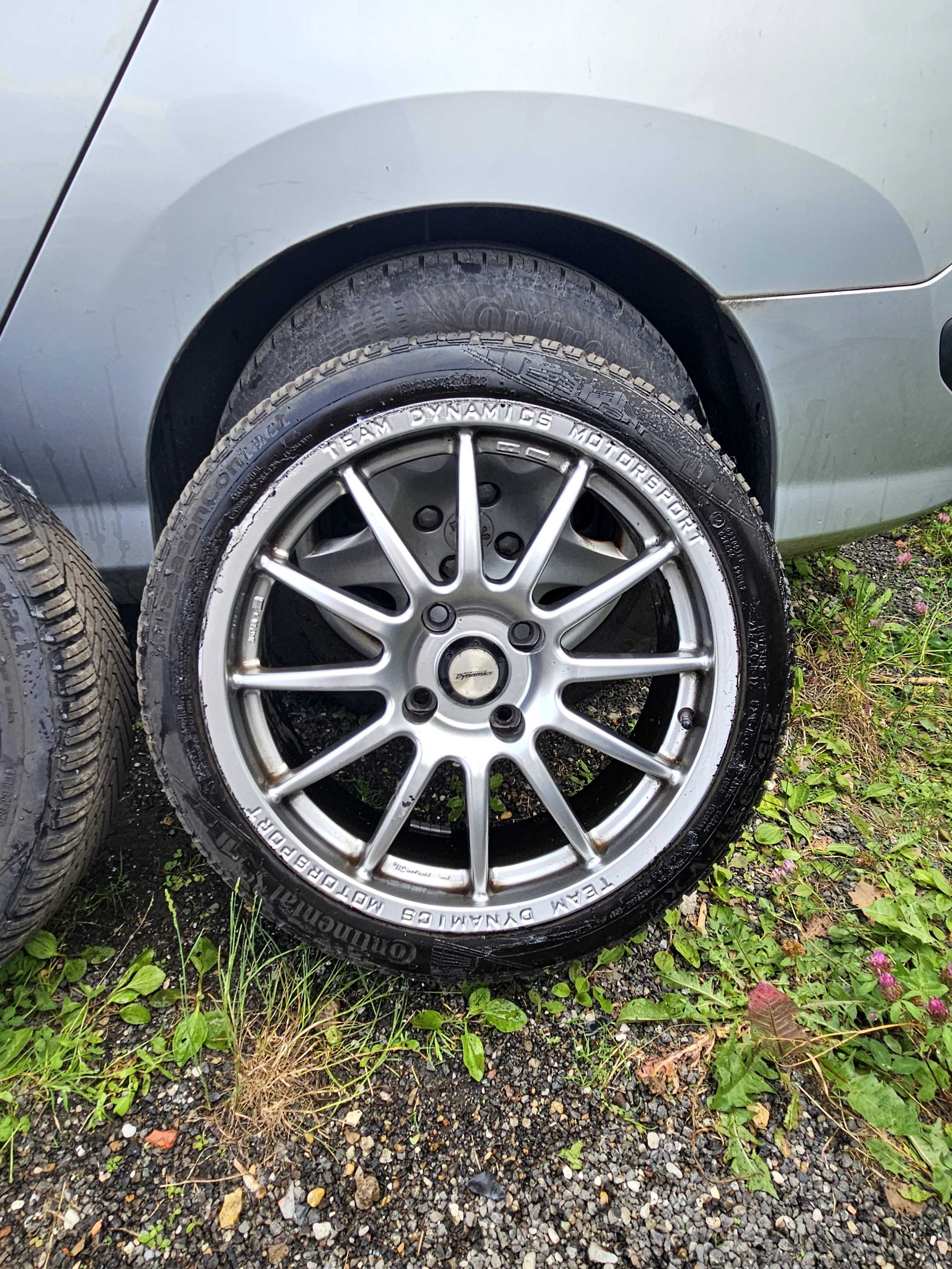 Лети джанти 17" 4х114,3 гуми 215/40/17