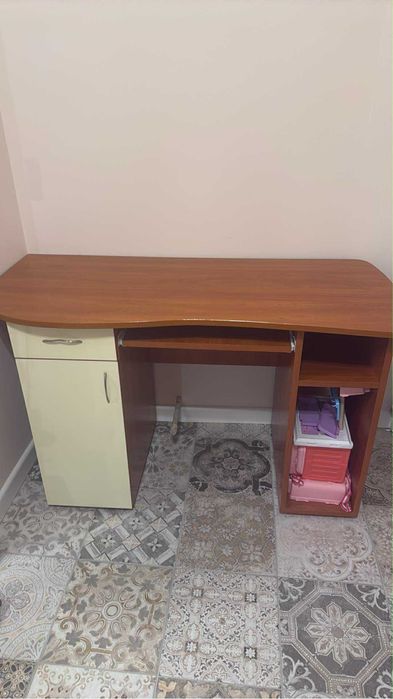 Холова секция и бюро