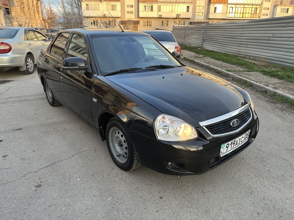 Lada Priora 2 люкс