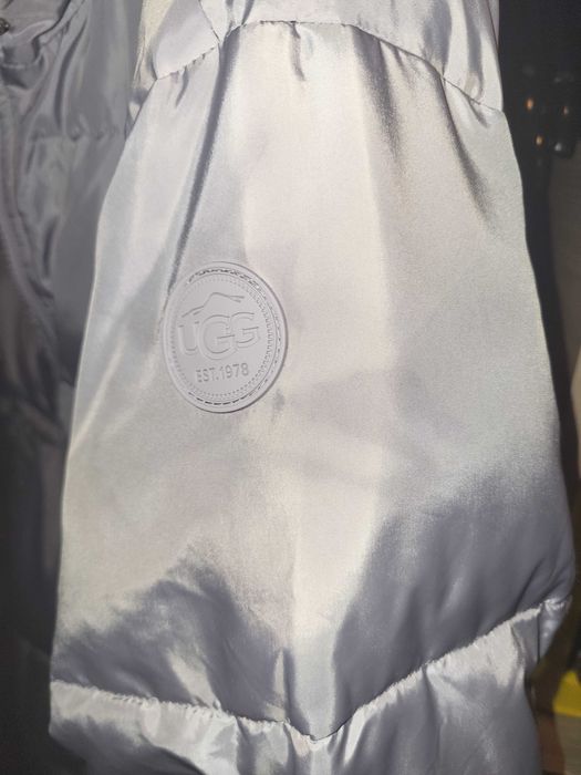 UGG-оригинална дамска пухенка-Л