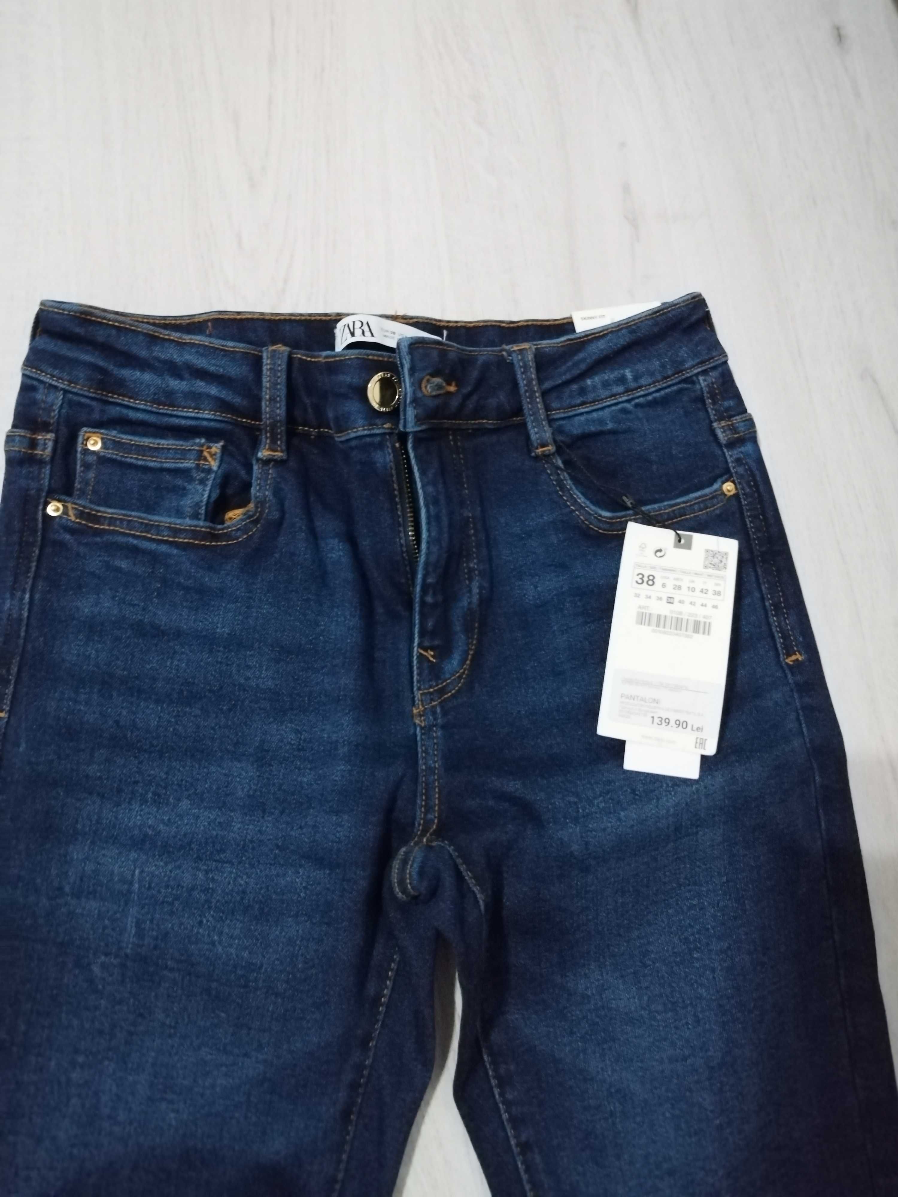 Blugi marca Zara femei