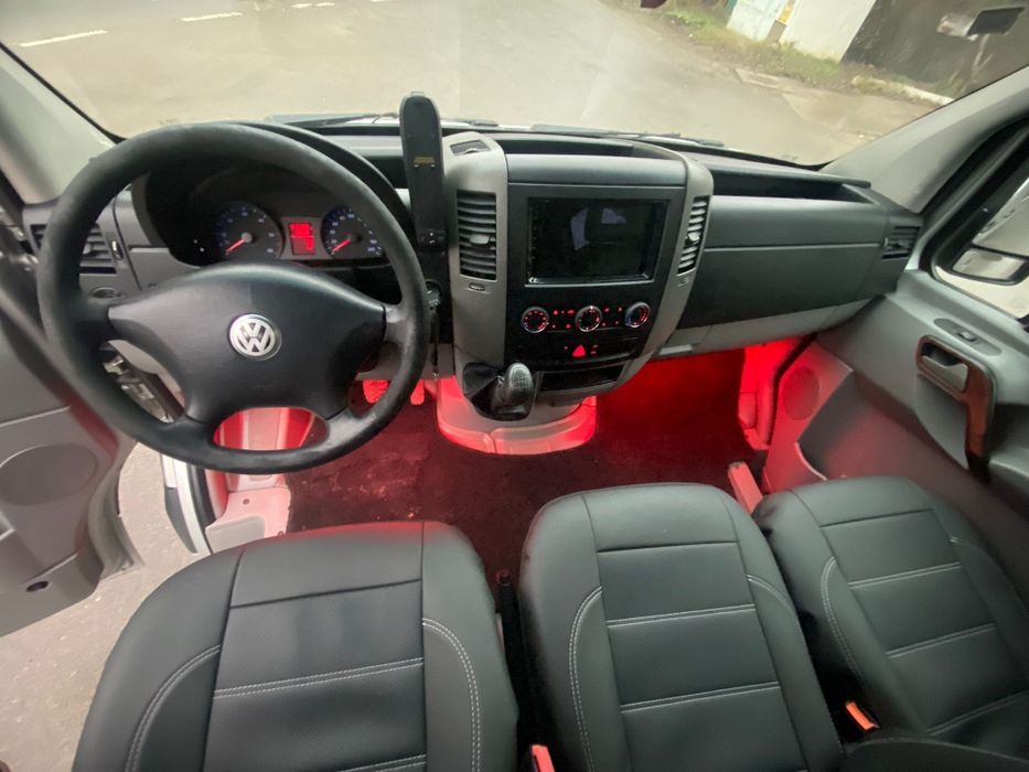 Volkswagen Crafter 2011 6locuri XXL Extra Lung L4 2.5TDI 163CP Euro5