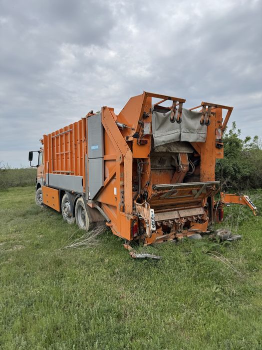 Gunoiera Mercedes-Benz Atego 2528-cutie viteze defecta