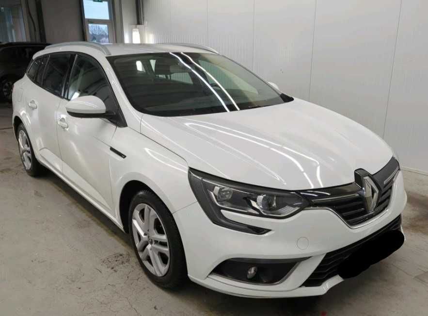 Vand 3  bucati Renault Megane 4 cu Km certificati din 3 surse