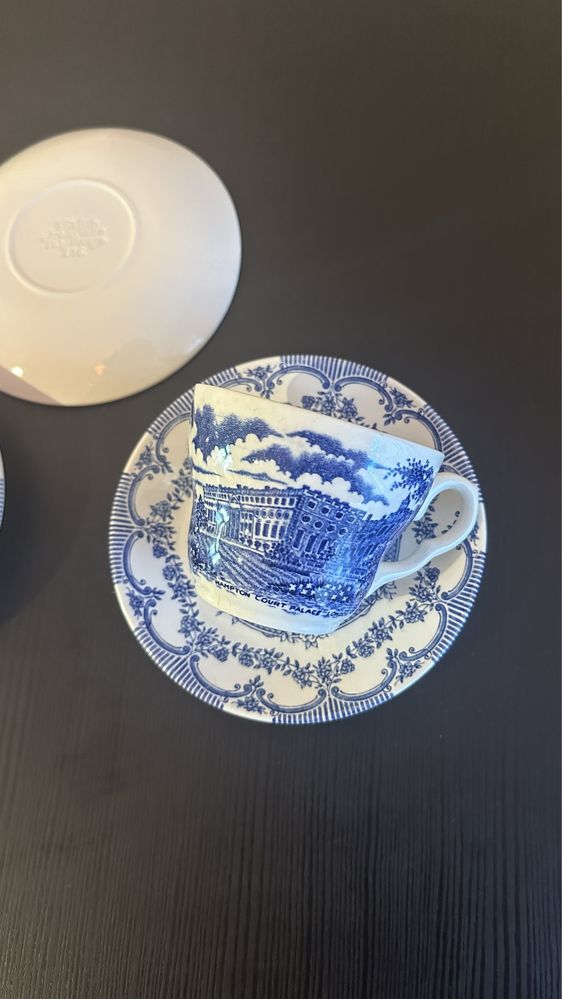 Комплект чаши за кафе/чай от английски порцелан