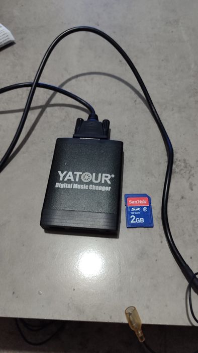 Дигитален музикален чейнджър YATOUR YCARLINK с SD USB AUX за Peugeot и