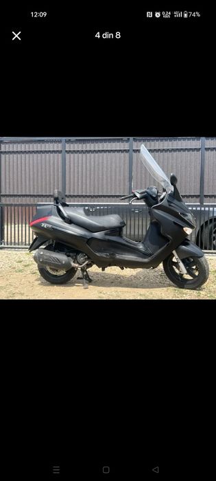 Scuter (maxiscuter)  piaggio 125 cc