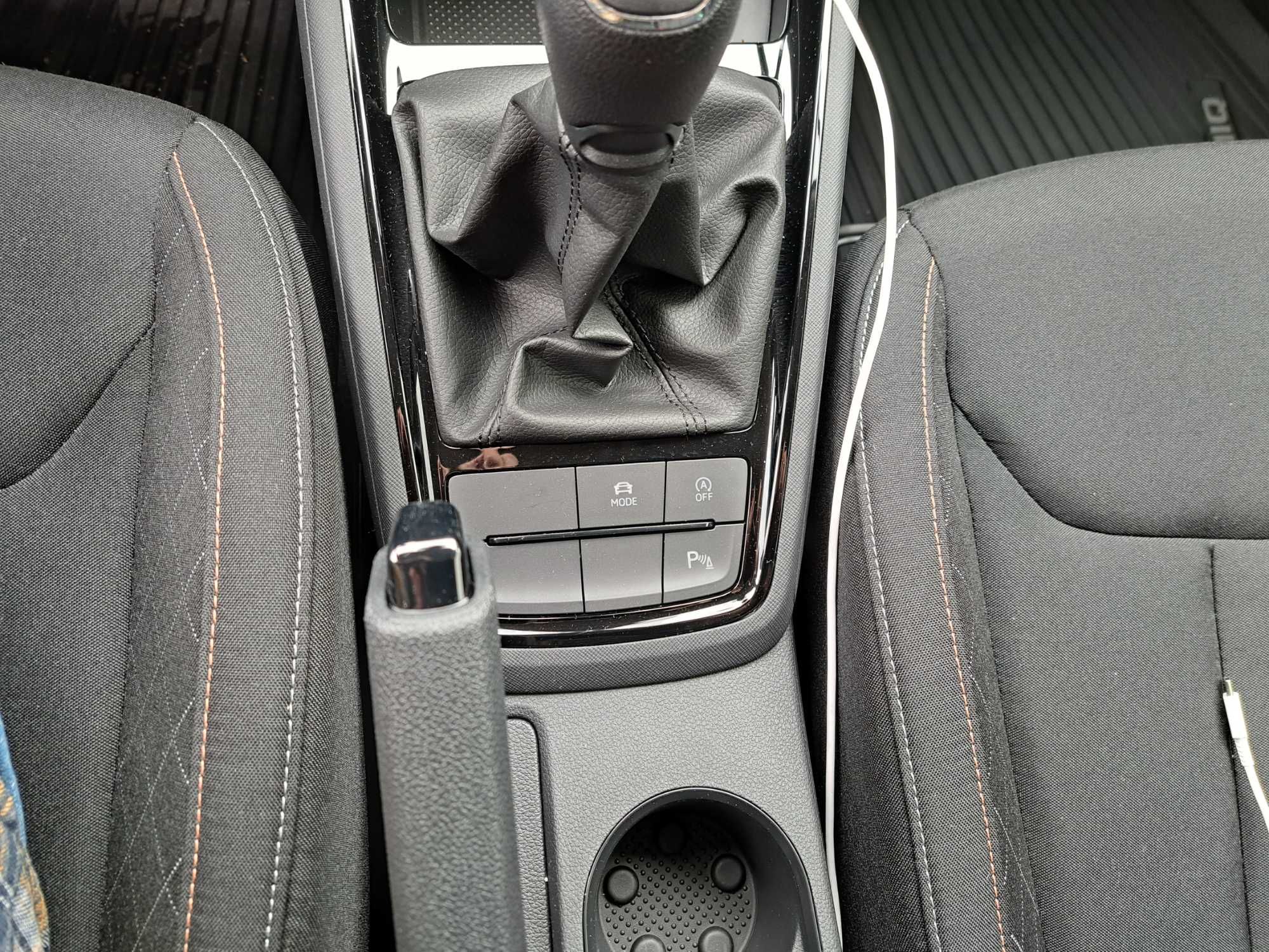 Škoda Kamiq • 2023 • Състояние като ново • 12 000 км