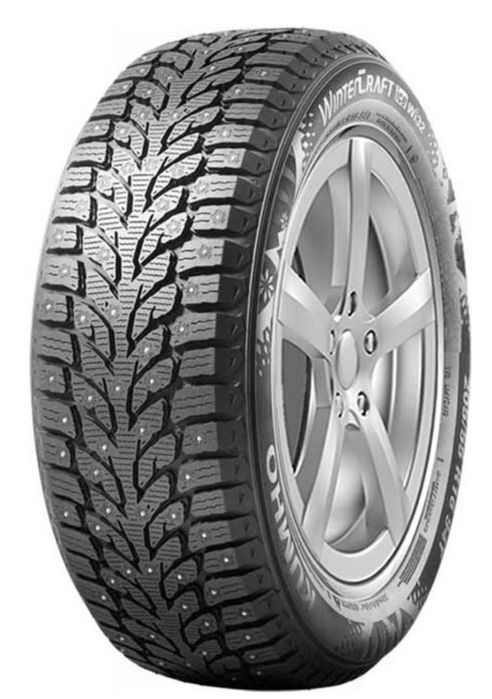 Kumho WinterCraft Ice Wi32 215/50/ R17 95T с шипами.