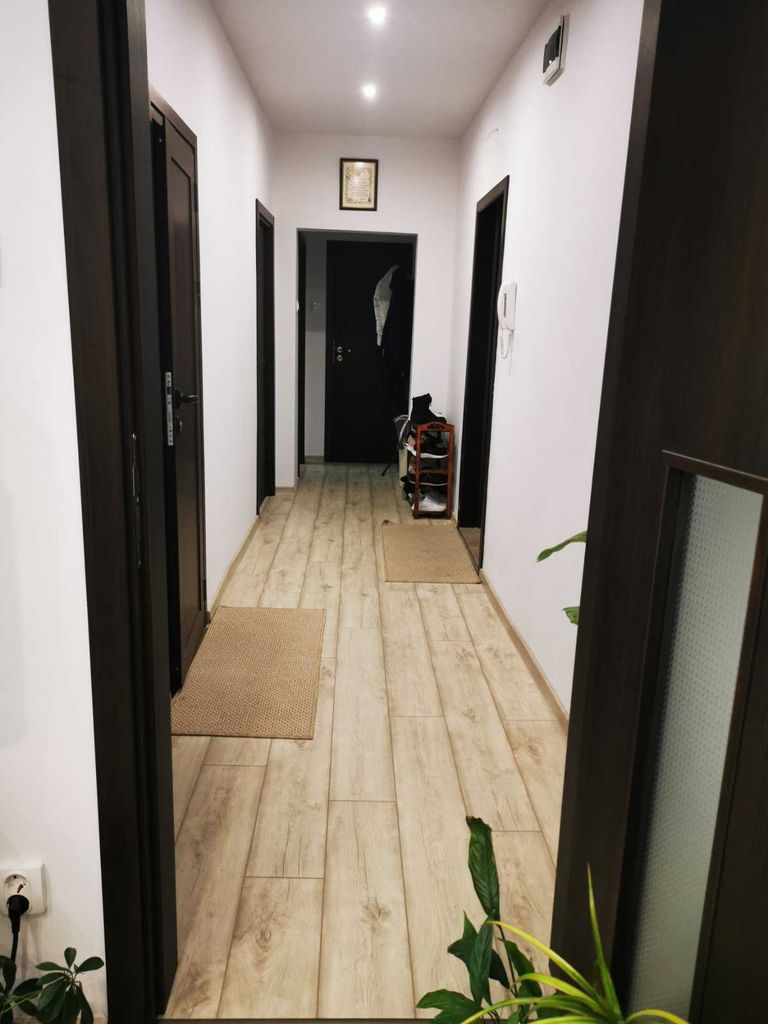 Продава се Тристаен апартамент в Варна, Младост 1 - 74 кв.м за 2095 €/кв.м - Снимка #5