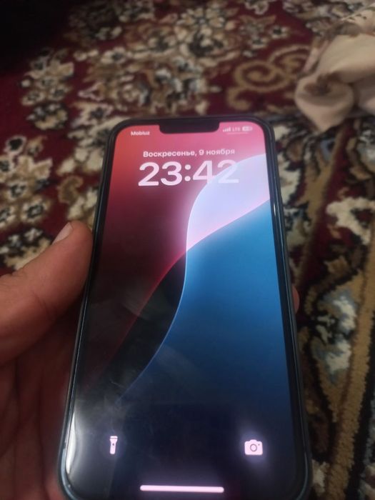 IPhone 13 holati zor