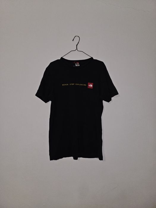 Tricouri de firma ( the north face, puma, adidas,…)