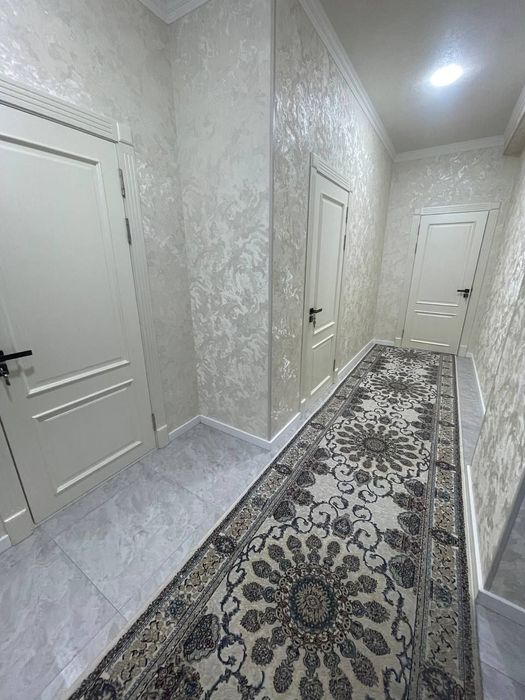 Медиа парк атрофида янги домда 3хонали кв срочна ижарага берилади