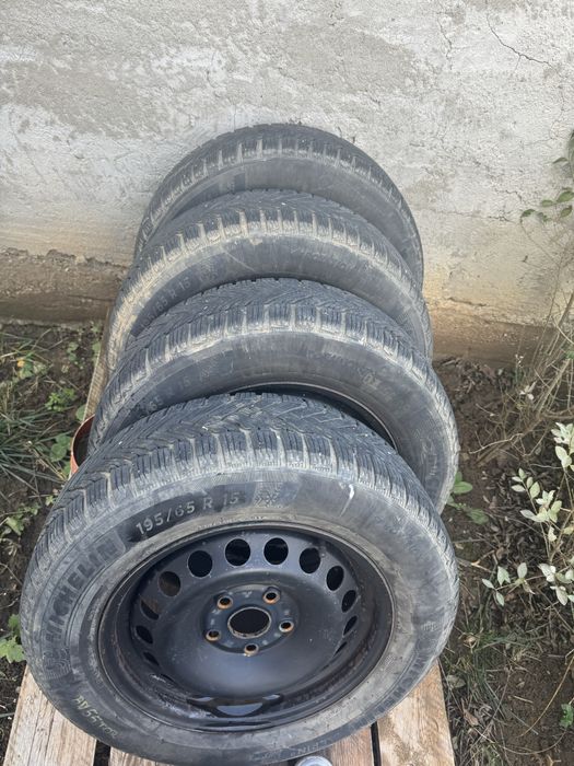 Roti 195/65 R15 iarna