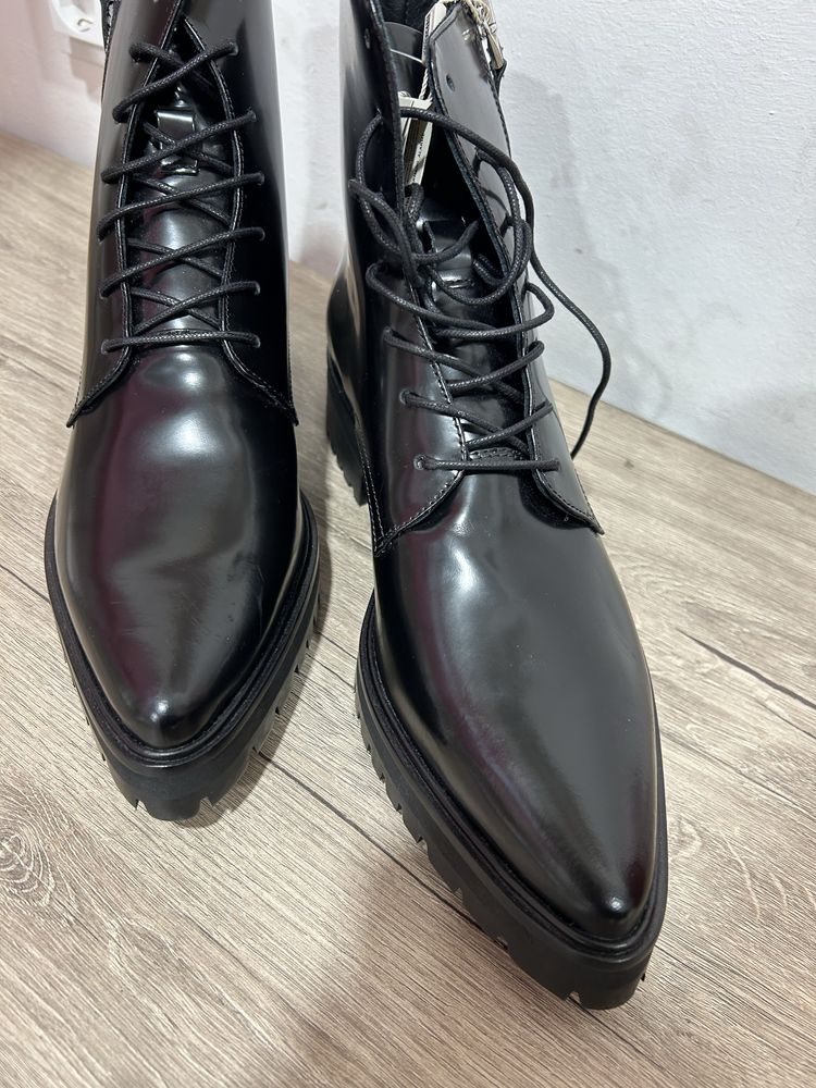 Ghete de piele interior exterior, Uterque by Massimo Dutti