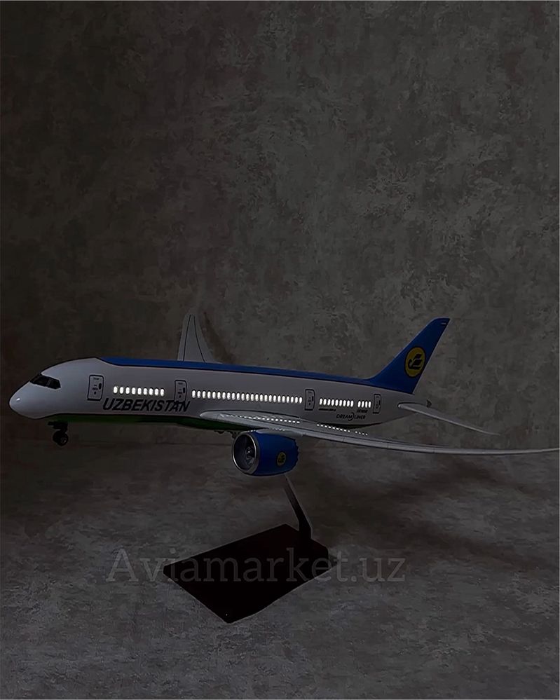 Самолет BOEING-787-8 Dream Liner Uzbekistan Airways (Led подсветкой)