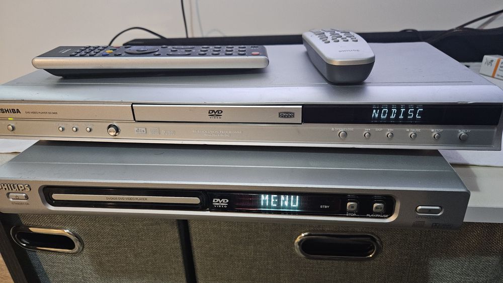 Dvd player Toshiba si Philips cu telecomanda