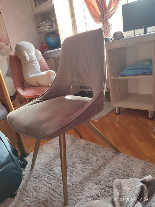 Продам стулья 2шт.  Цена за каждую. Мошенники прошу не беспокоить!!!