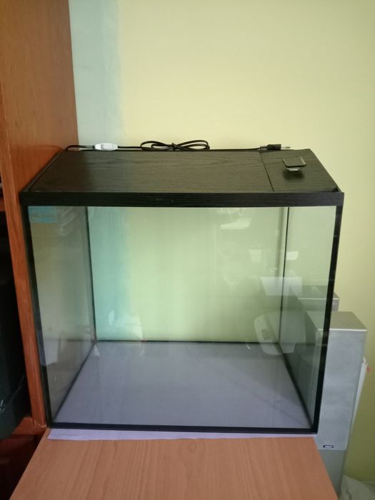 Vând Acvarii Noi cu sau fără filtru