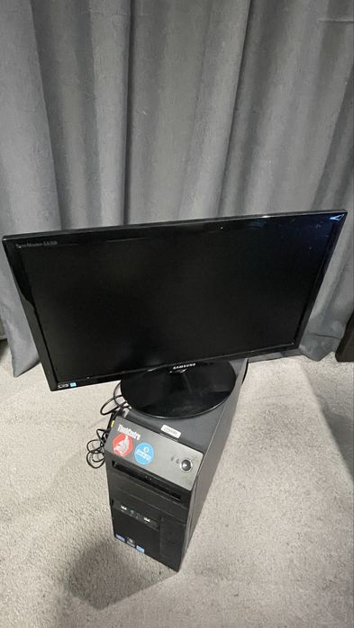 PC Lenovo ThinkCentre i5 2500 -3,3 GHz + Monitor