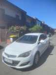 Opel Astra iulie 2014