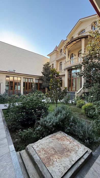 Аренда здания под посольство в центре Mirabad Avenue, Мирабад Авеню