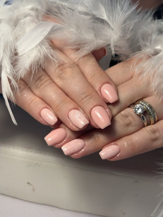 Manichiura oja semipermanenta si constructie gel