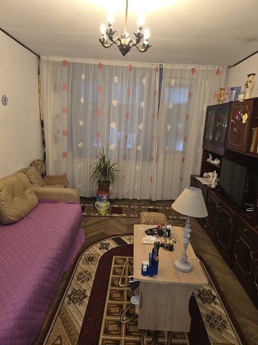 Inchiriez apartament 2 (doua) camere in Tulcea