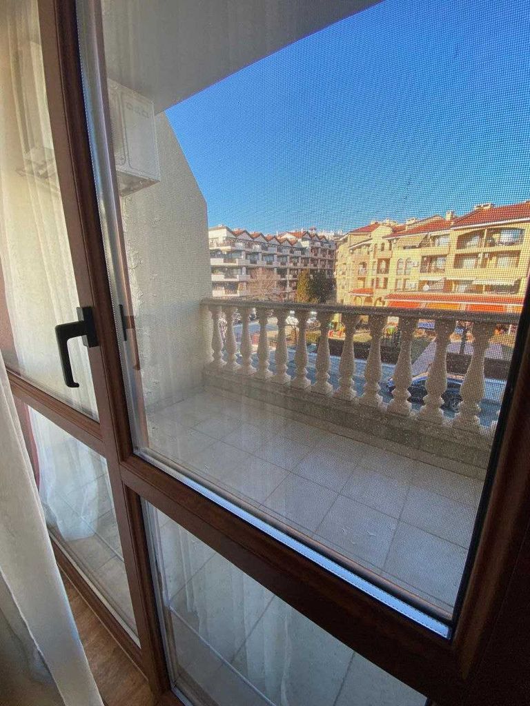 Продава се Двустаен апартамент в Свети Влас - 58 кв.м за 1345 €/кв.м - Снимка #8