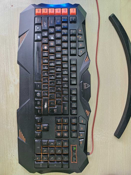 Геймърска Клавиатура Canyon