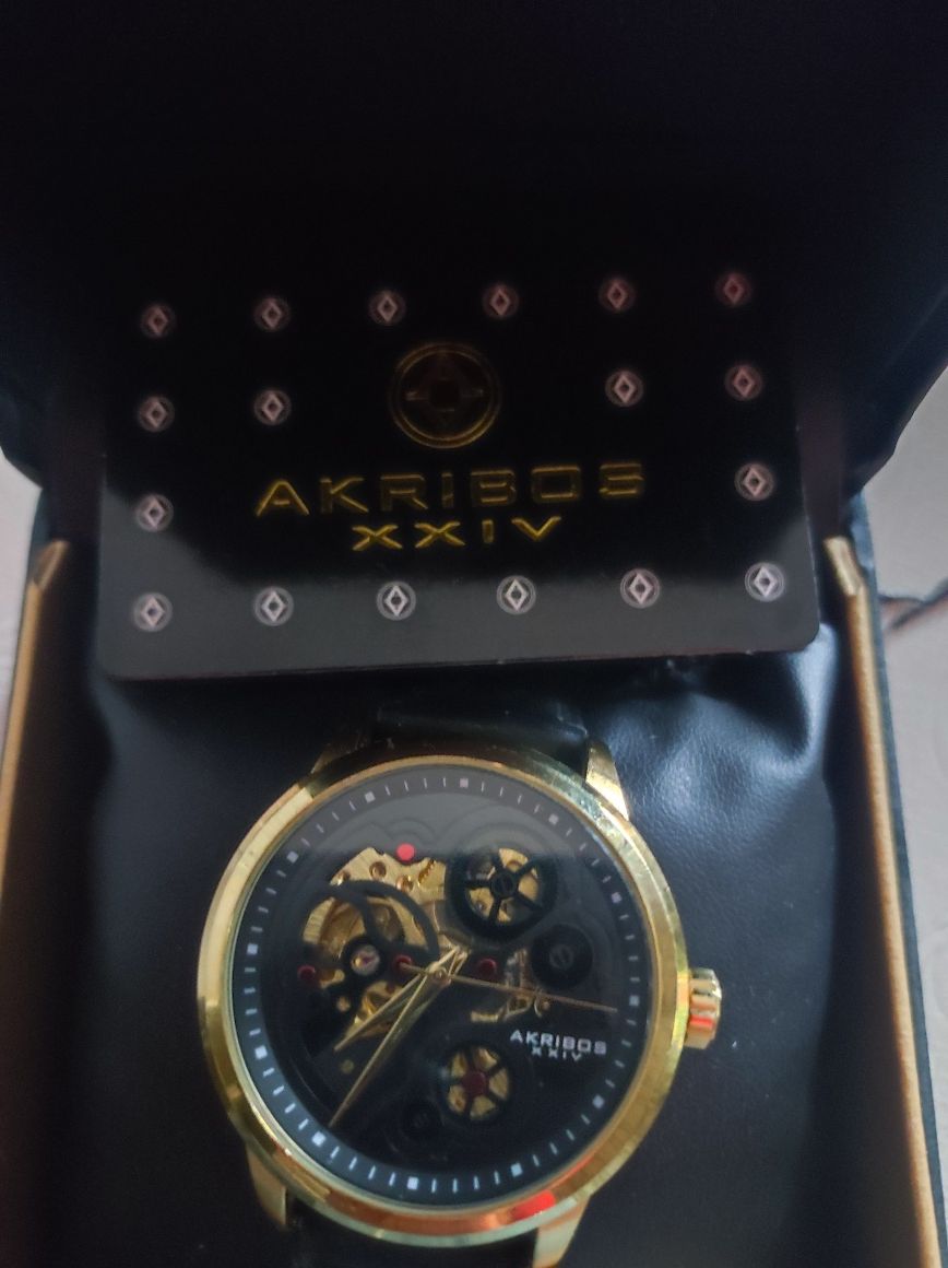 Уникален ръчен часовник Akribos