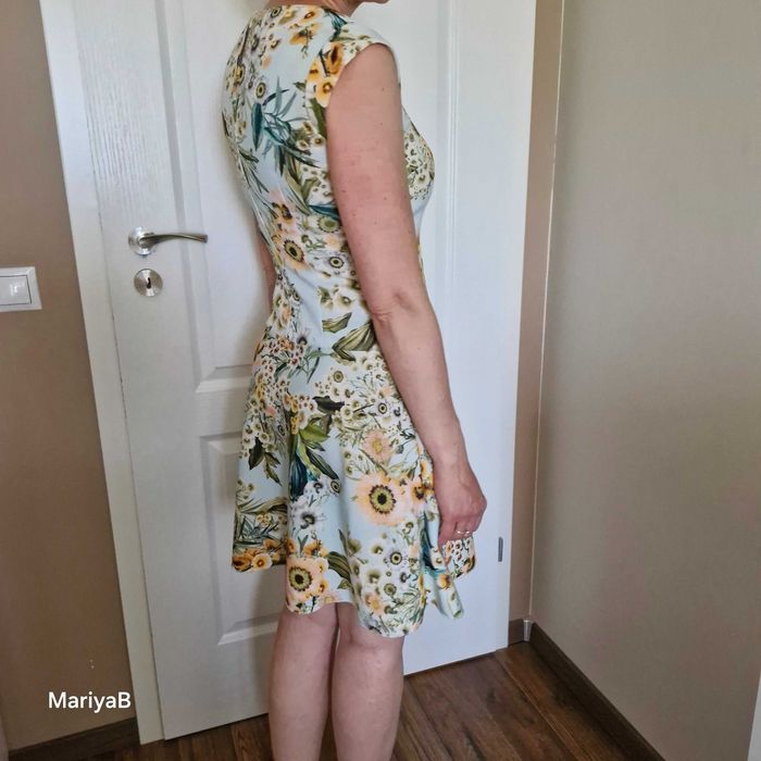 Рокля на цветя ELIZABETH