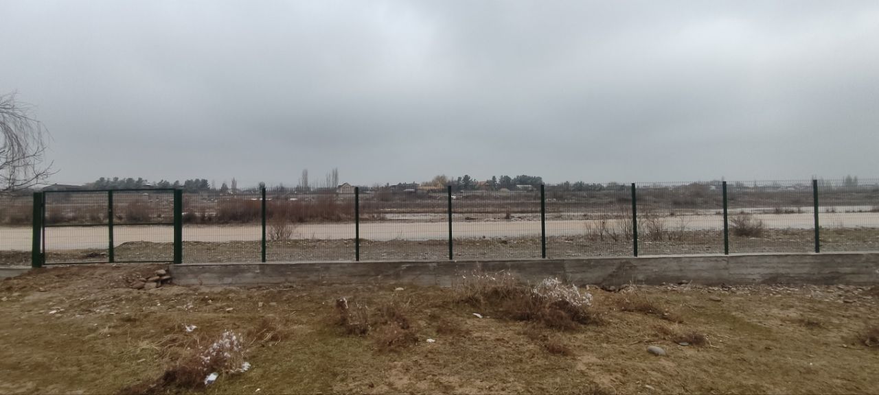 Бепул ижарага ер участкаси (дача ҳудудида, дарё ёқасида)

Аранча ва Аз