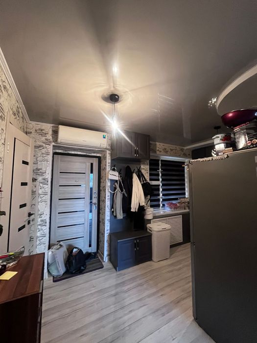 Продам 2 х ком кв 6 мкр 11