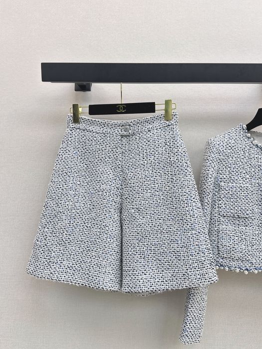 Комплекти Chanel, Dior