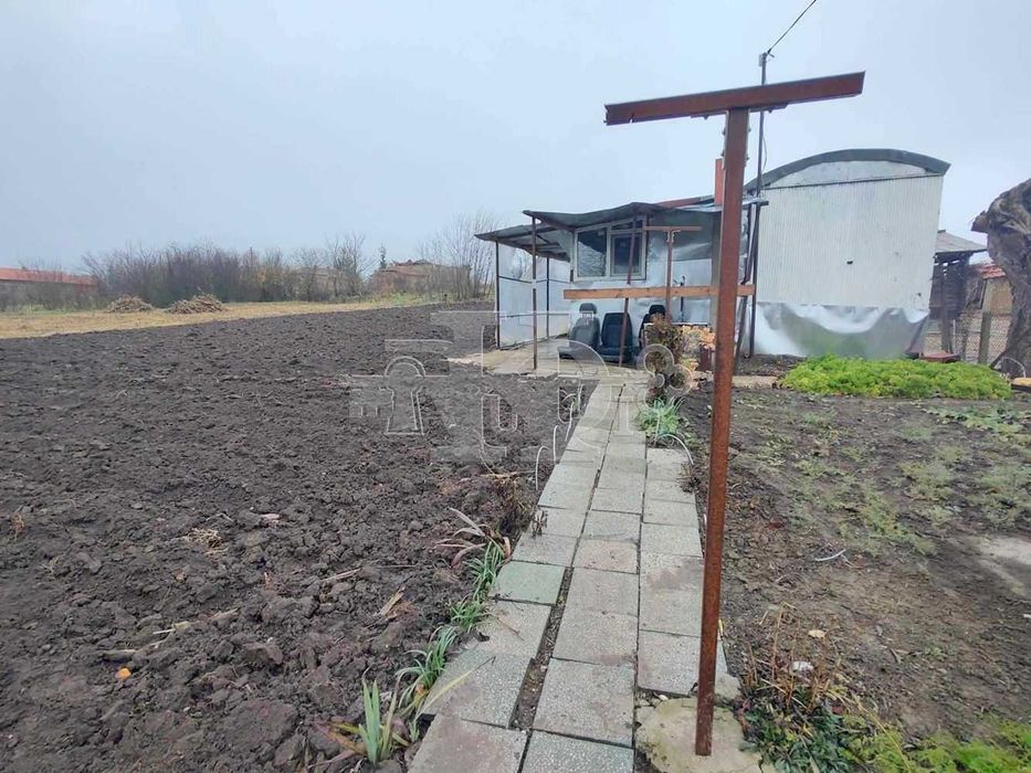 Продава се Къща в с. Ловчанци, Област Добрич - 100 кв.м за 332 €/кв.м - Снимка #14