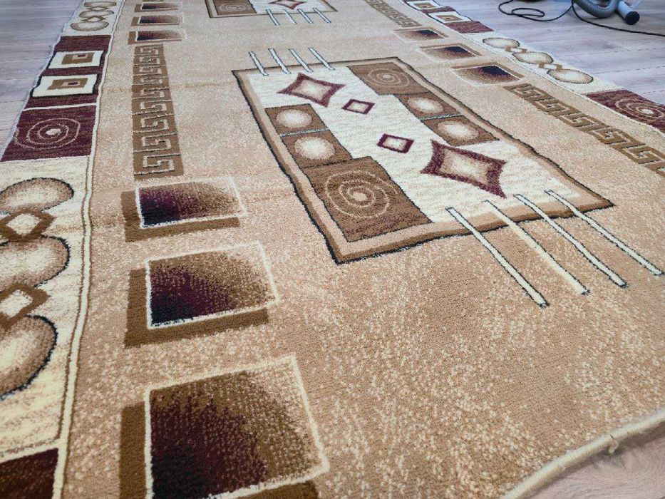 Продаю ковры в хорошем состоянии по 350 тыс сум