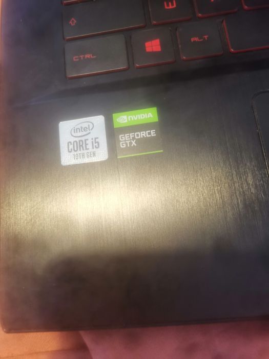 Laptop Gaming MSI ms-16r4, i5-10300HnVidia GeForce GTX 1650 Max-Q 4 Gb