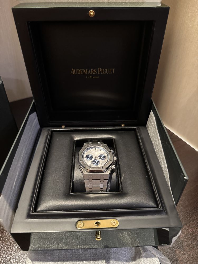 Audemars piguet часовник